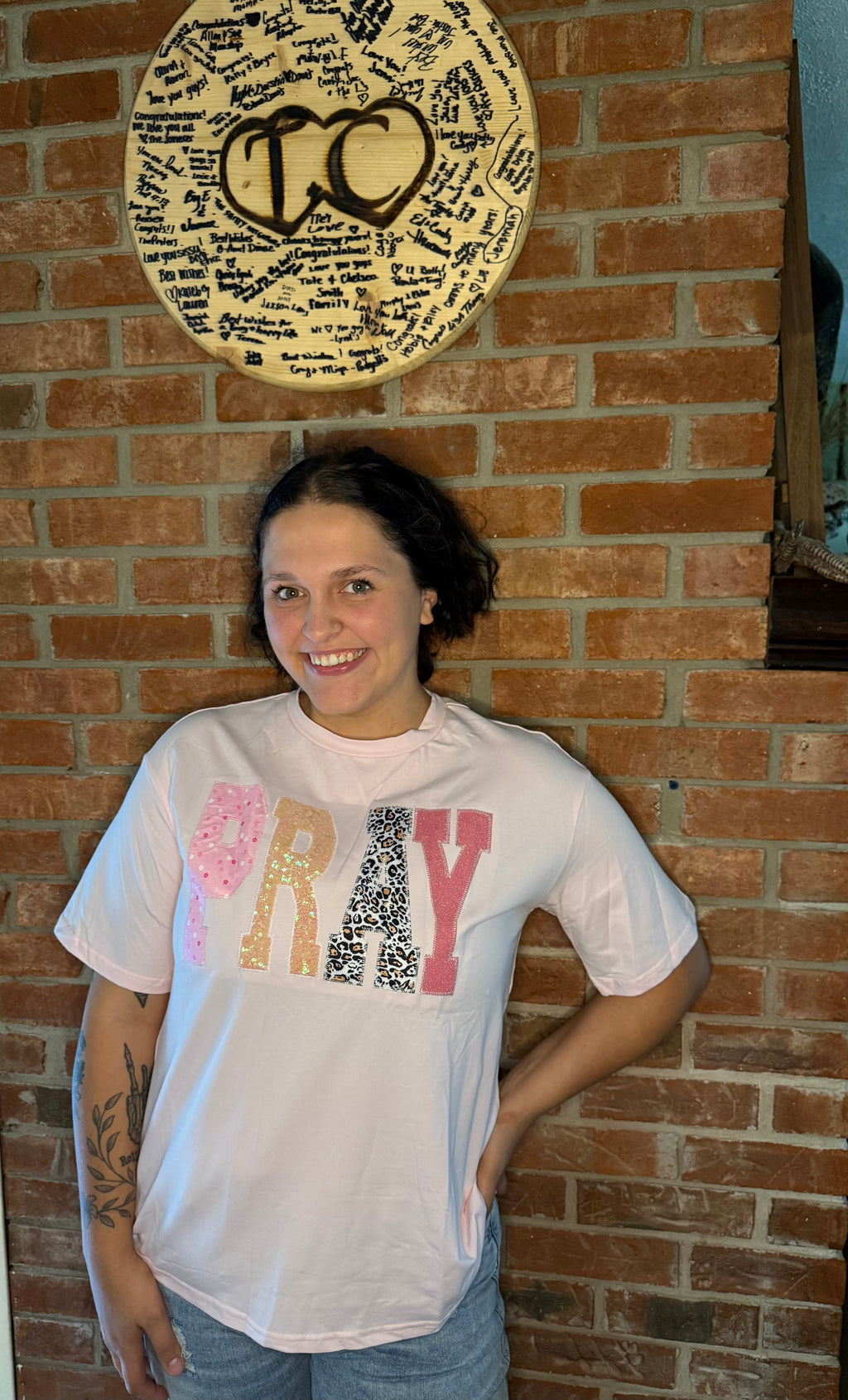 PRAY Graphic Tee