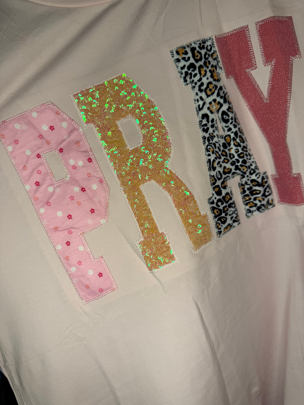 PRAY Graphic Tee